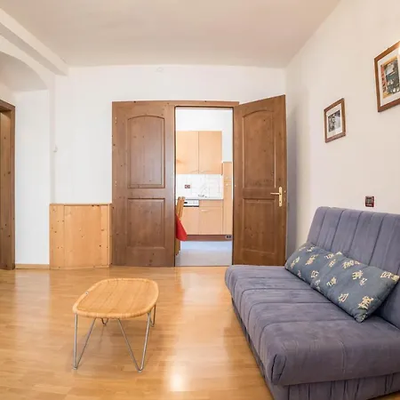 Lena App 3 With Balcony דירה *